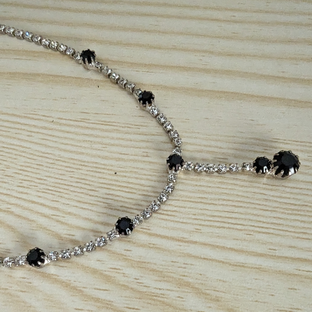 Elegant Black and Silver Necklace